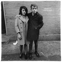 Teenage Couple on Hudson Street, N.Y.C. - Диана Арбус