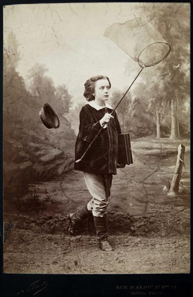 Paul Nadar À La Chasse Aux Papillons, c.1866 - 納達爾