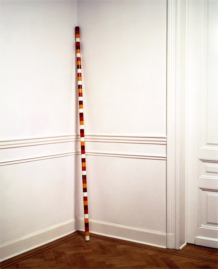 Round Wooden Bar, 1977 - André Cadere